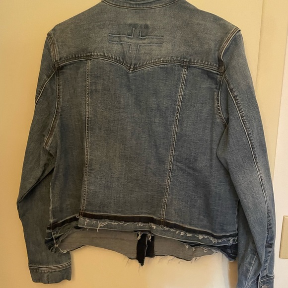 Jean jacket - Picture 4 of 4